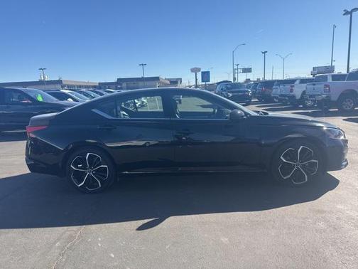 2023 Nissan Altima SR FWD