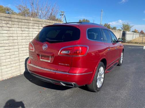 Photo 3 of 26 of 2014 Buick Enclave Premium