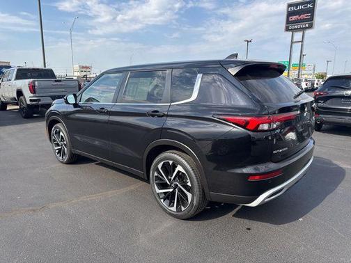 Black Diamond 2024 Mitsubishi Outlander SE 2.5 S-AWC