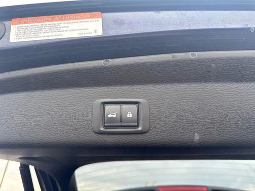 White Diamond/Black Roof 2023 Mitsubishi Outlander Ralliart S-AWC