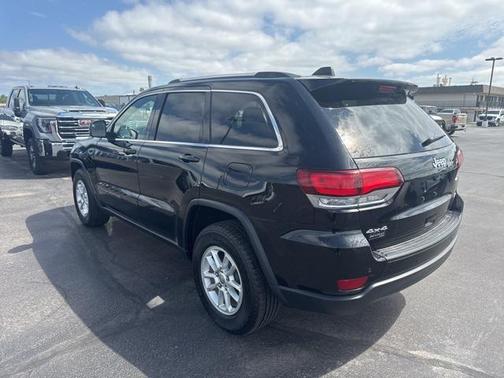 2020 Jeep Grand Cherokee Laredo