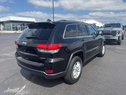 2020 Jeep Grand Cherokee Laredo