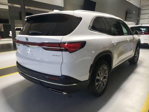 2025 Buick Enclave Preferred FWD