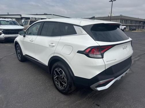 2024 Kia Sportage LX