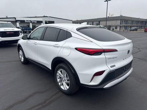 Summit White 2026 Buick Envista Preferred FWD