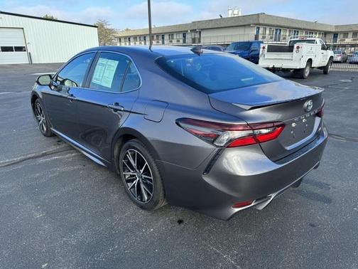 Predawn Gray Mica 2023 Toyota Camry SE