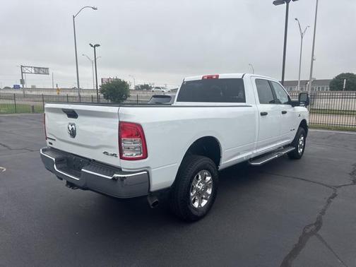 2023 RAM 2500 Big Horn Crew Cab 4x4 8' Box