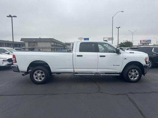 2023 RAM 2500 Big Horn Crew Cab 4x4 8' Box