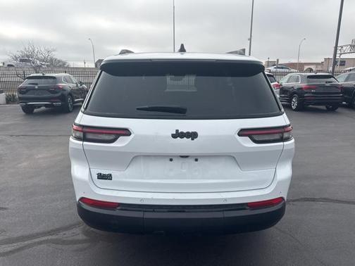 2024 Jeep Grand Cherokee L Altitude