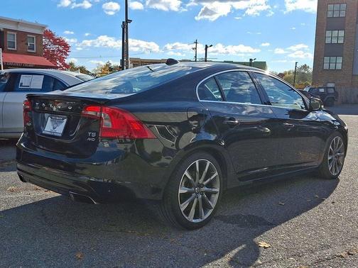 2015 Volvo S60 T5 Platinum