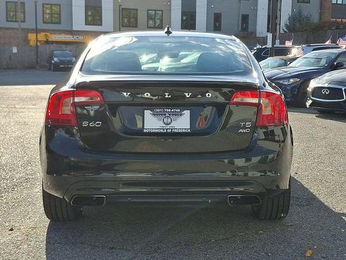 2015 Volvo S60 T5 Platinum