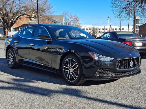 2017 Maserati Ghibli Base