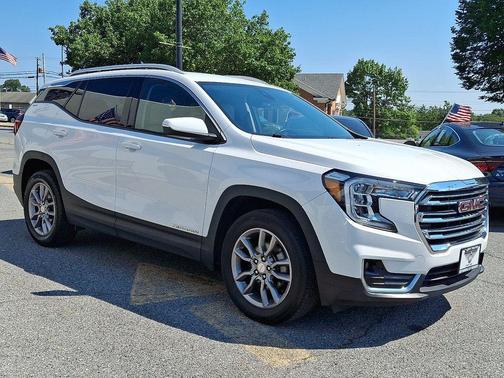 2022 GMC Terrain SLT