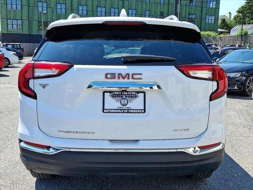 2022 GMC Terrain SLT