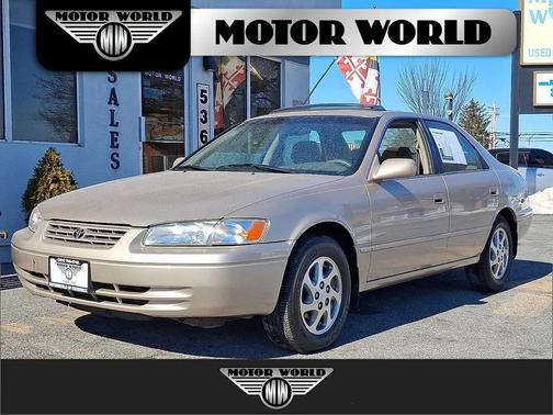 1998 Toyota Camry LE V6