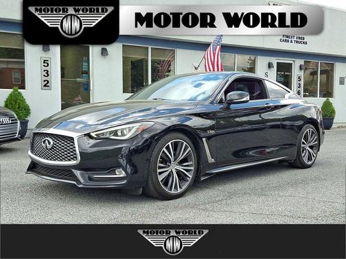 2017 INFINITI Q60 2.0T