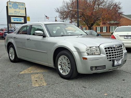 2010 Chrysler 300 Touring/Signature/Executive Series