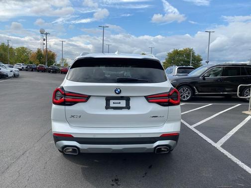 2023 BMW X3 xDrive30i