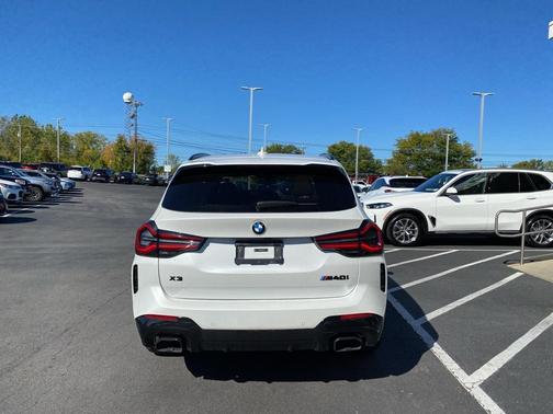 2024 BMW X3 M40i