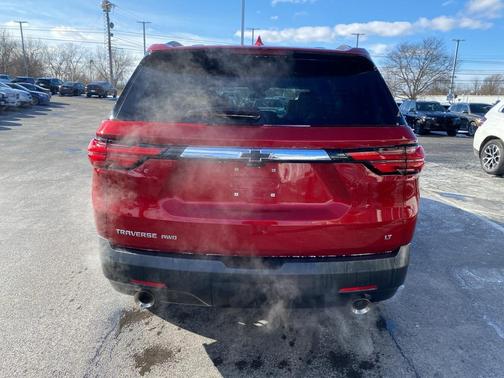 2023 Chevrolet Traverse LT Cloth