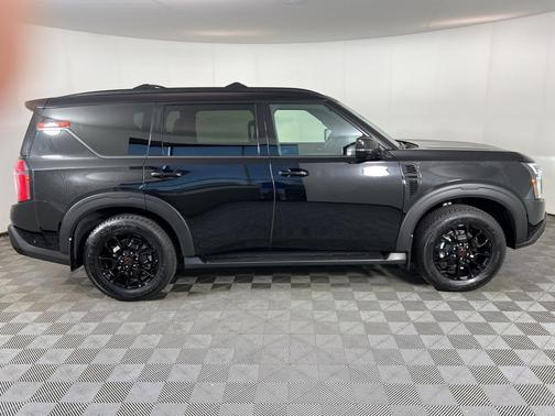 2025 Nissan Armada PRO-4X 4WD