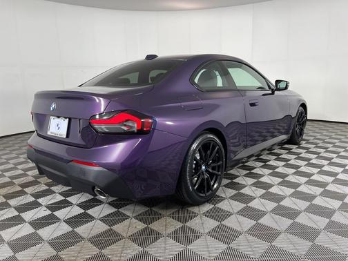 2023 BMW 230 i xDrive