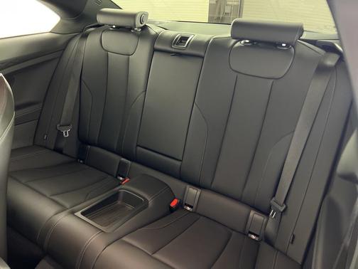 2023 BMW 230 i xDrive