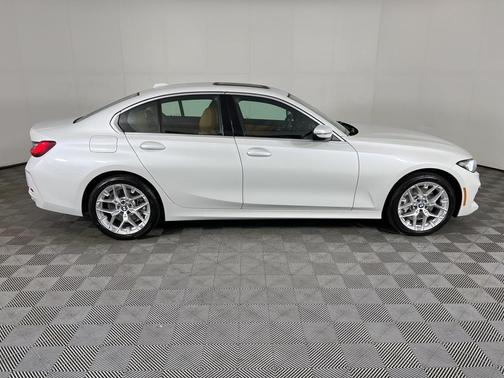 2025 BMW 330 i xDrive
