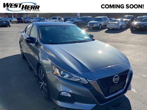 2021 Nissan Altima SR FWD