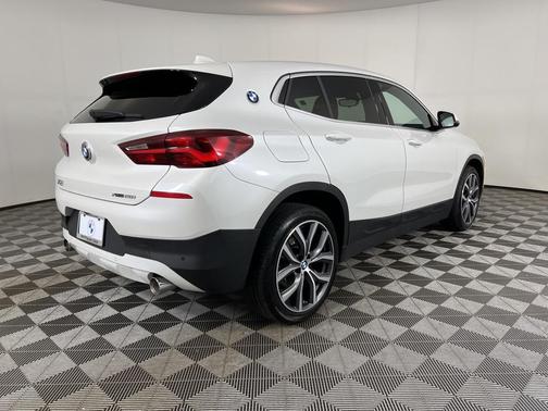 2022 BMW X2 xDrive28i