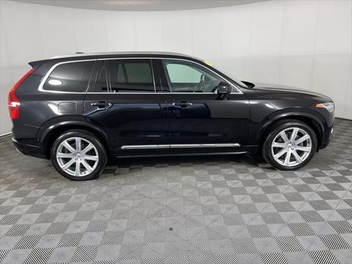 2019 Volvo XC90 T6 Inscription