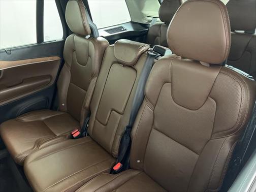 2019 Volvo XC90 T6 Inscription