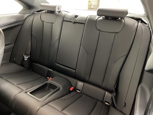 2025 BMW M240 i xDrive