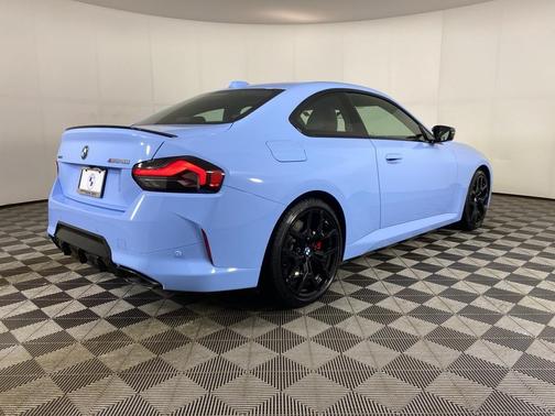 2025 BMW M240 i xDrive