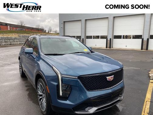 2025 Cadillac XT4 Sport