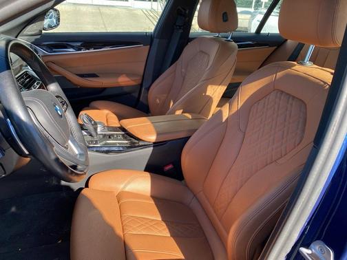 2023 BMW 540 i xDrive