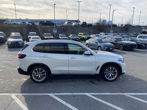 2022 BMW X5 xDrive40i