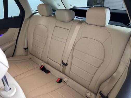 2021 Mercedes-Benz GLC 300 4MATIC