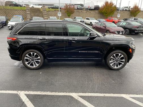2023 Jeep Grand Cherokee Overland