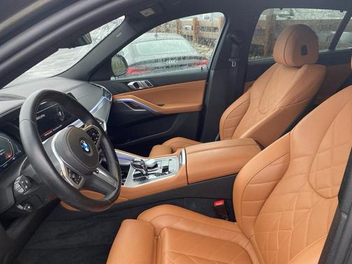 2023 BMW X6 xDrive40i