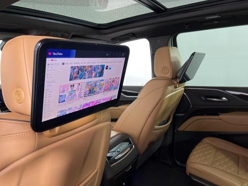2023 Cadillac Escalade ESV Sport