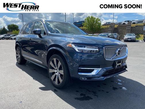 2022 Volvo XC90 T6 Inscription