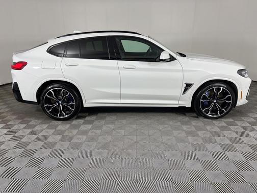 2025 BMW X4 M AWD