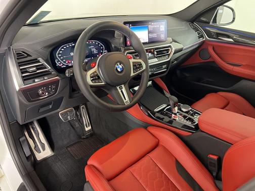 2025 BMW X4 M AWD