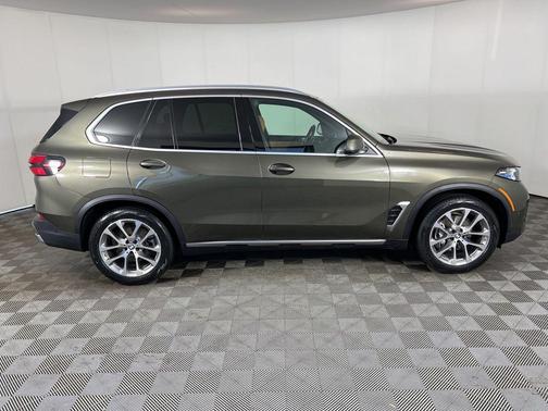 2024 BMW X5 