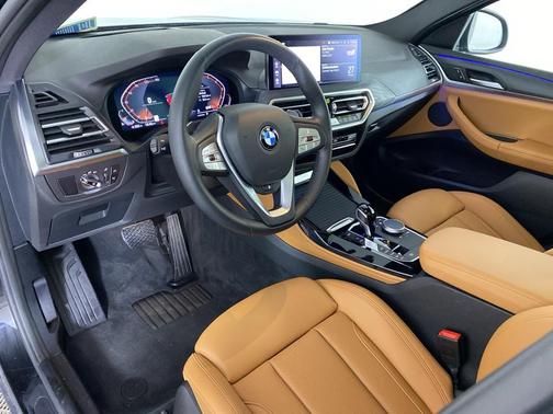 2024 BMW X4 xDrive30i