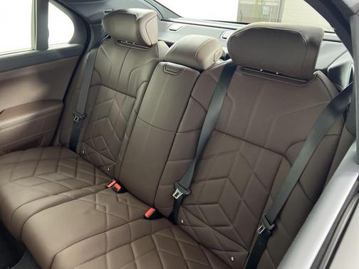 2026 BMW i7 xDrive60