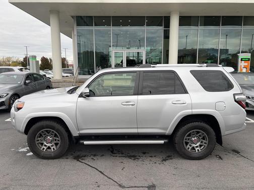 2020 Toyota 4Runner SR5 Premium