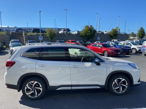 2023 Subaru Forester Touring