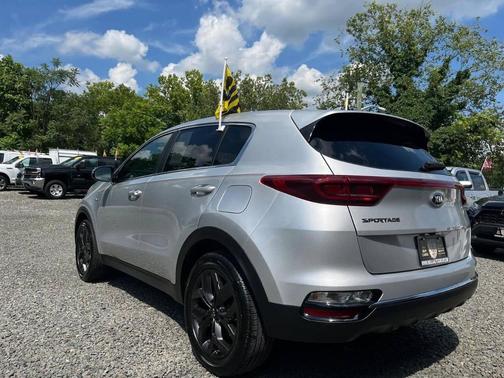 2022 Kia Sportage LX